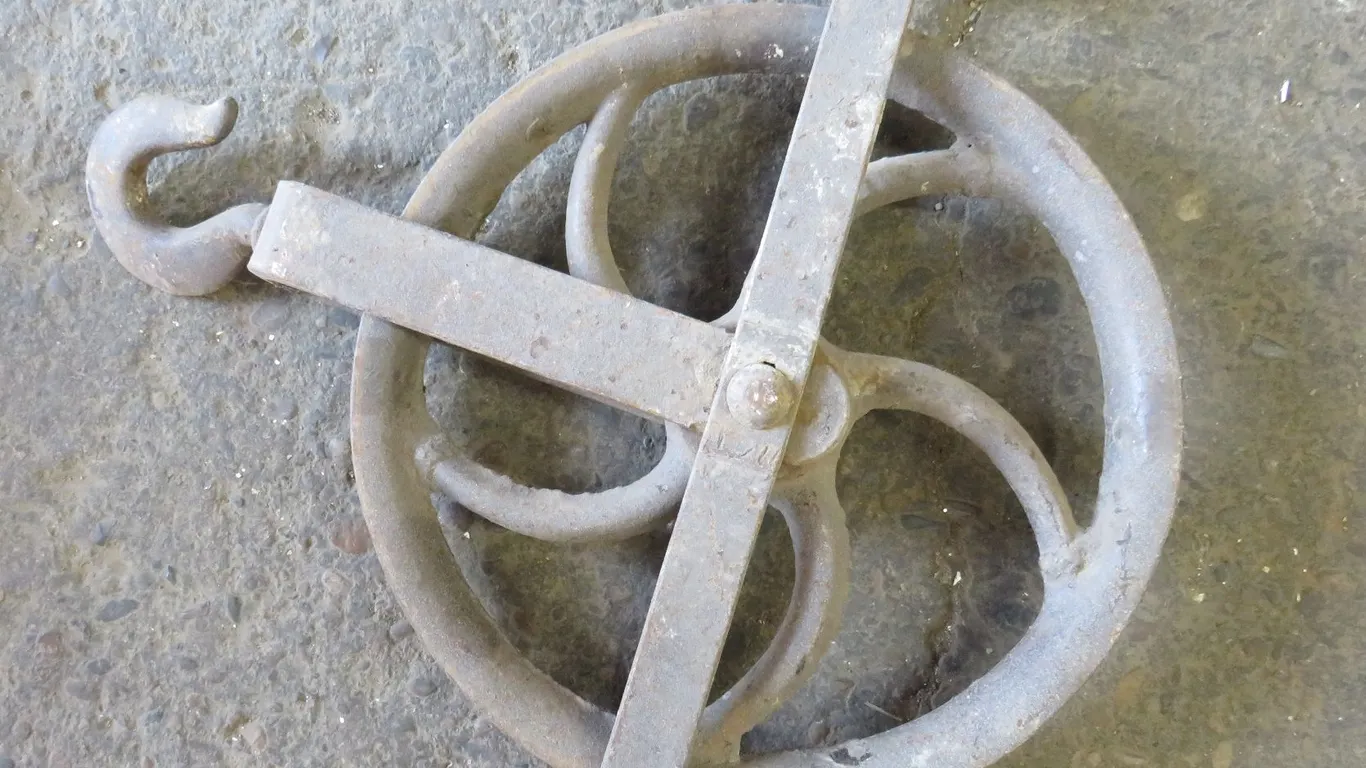 Vintage Pulley with Hook