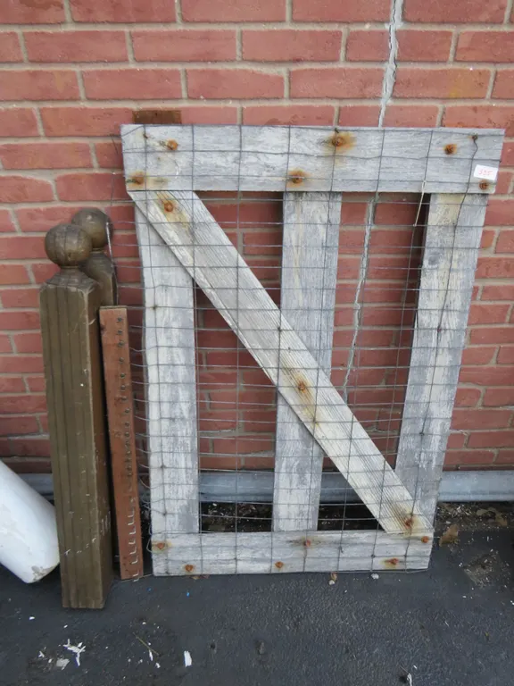 Decorative Wooden Pieces