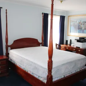 Colonial Cherry Four-Poster Bed