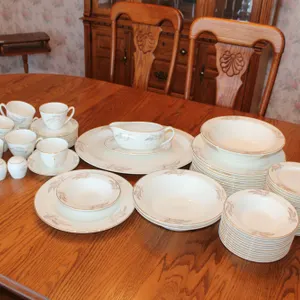 Lifetime Prairie Gold China Dinnerware