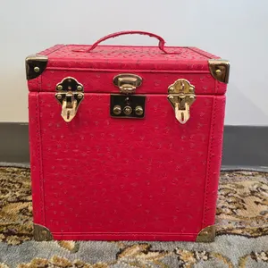 Red Faux Ostrich Embossed Vanity Train Case Makeup Jewelry Trunk