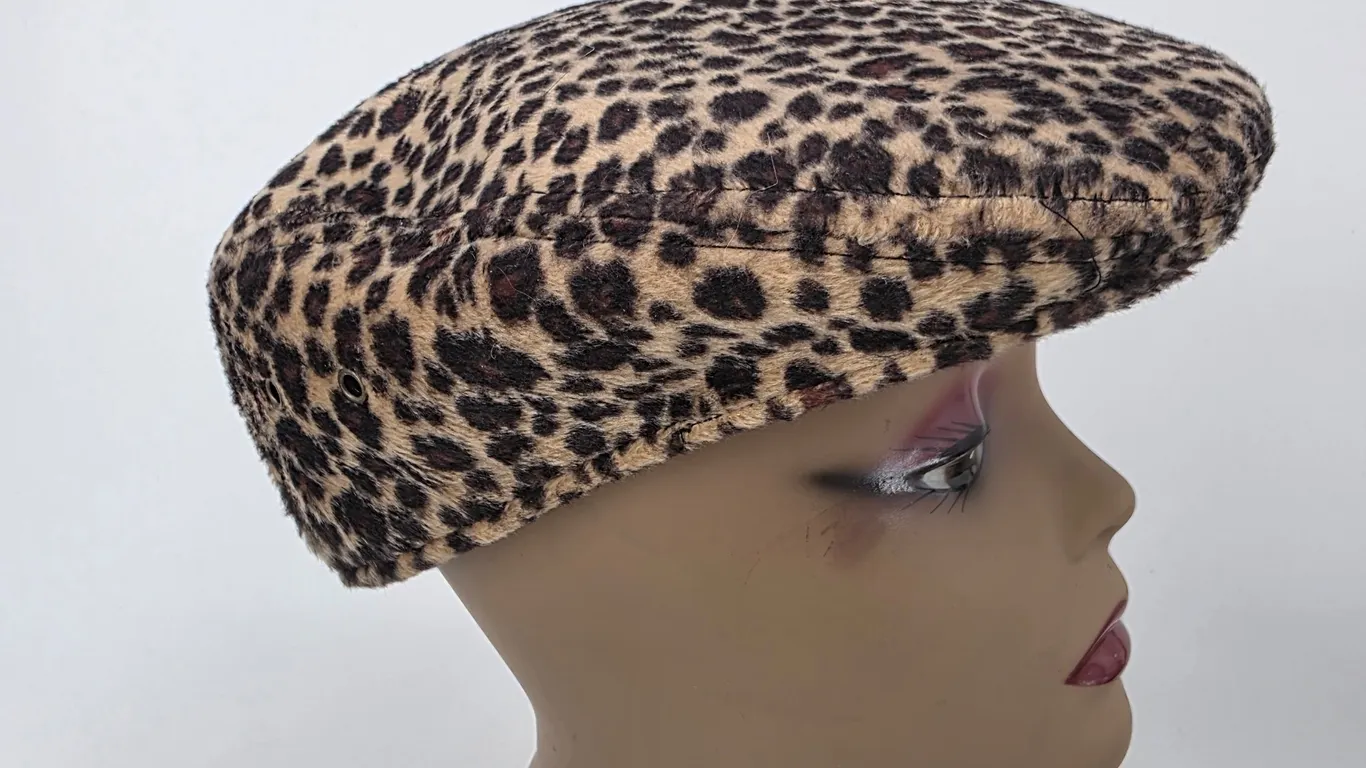 Leopard Print Faux Fur Flat Cap Newsboy Hat Brown Tan