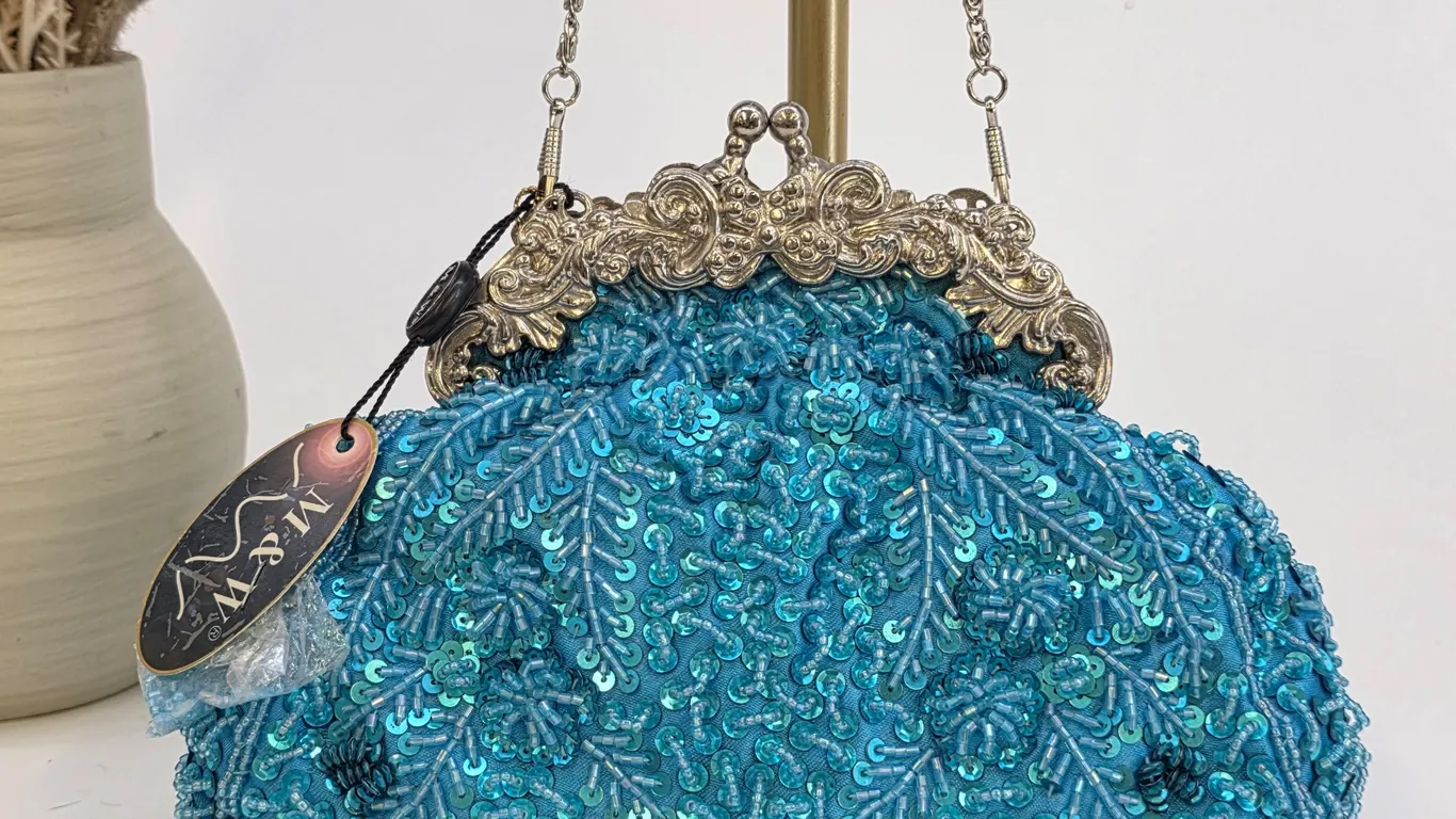 M&M Turquoise Blue Beaded Sequin Evening Clutch Bag Silver Frame Kiss Lock New