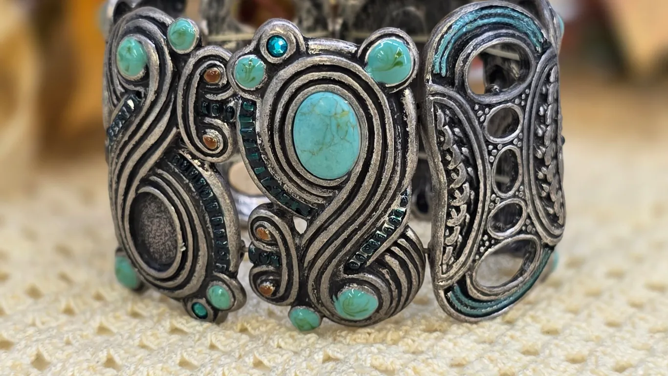 Boho Turquoise Silver Tone Stretch Cuff Bracelet Southwestern Statement Jewelry