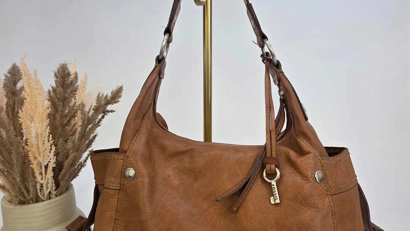 Fossil Cognac Brown Pebbled Leather Hobo Bag Silver Key Charm Shoulder Bag