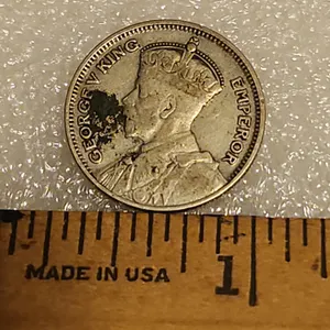 1934 King George V New Zealand 6 Pence Silver Coin