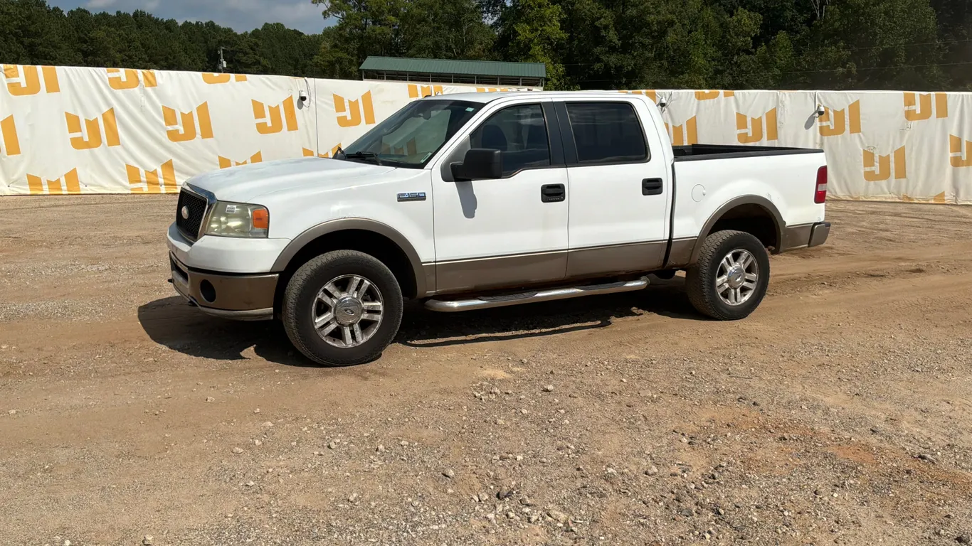 2006 FORD F-150 LARIAT CREW CAB 4X4 PICKUP VIN: 1FTPW14V56KC99457