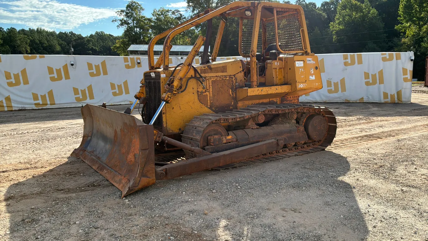 1988 JOHN DEERE 750 B CRAWLER TRACTOR SN: T0750BH749091