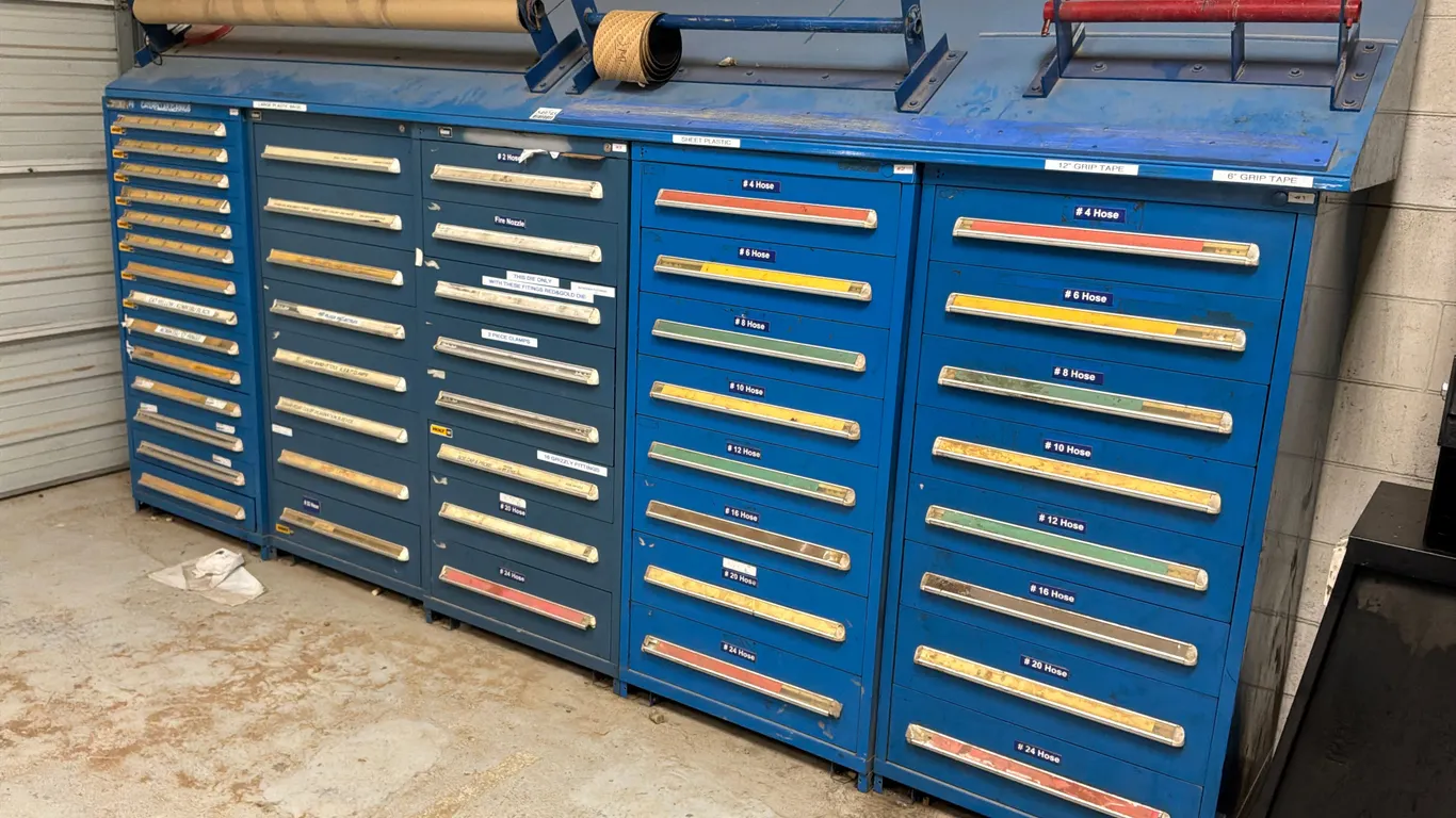 STANLEY VIDMAR STORAGE CABINETS WITH CONTENTS