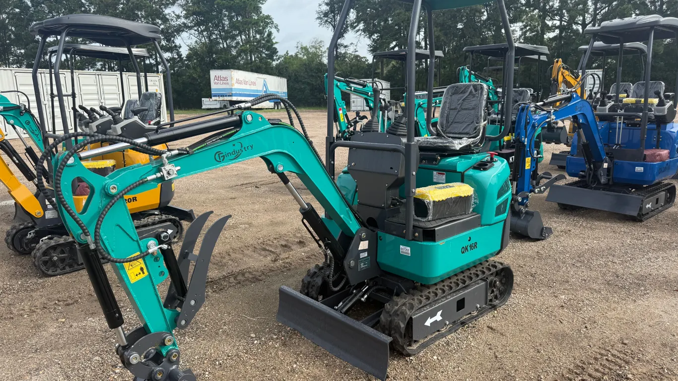 UNUSED 2026 CFG QK16R MINI EXCAVATOR SN: QK16R202603140525