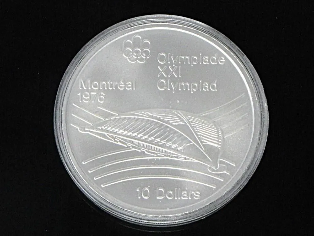1976 MONTREAL OLYMPIC VELODROME $10 STERLING COIN