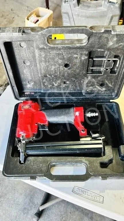 Prerformance Plus 18 gauge crown stapler