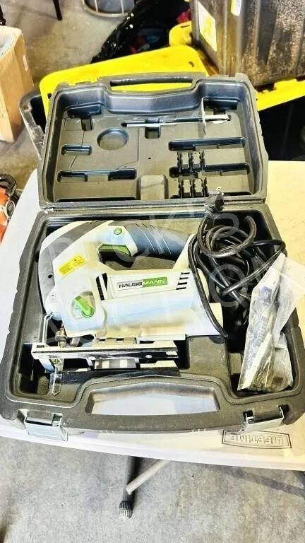 Hauss-Mann electric jig saw & blades
