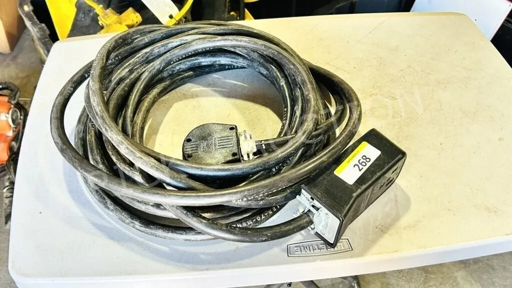 240 v Industrial extention cord -