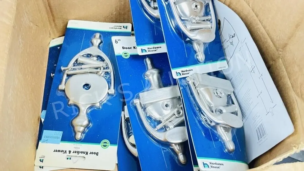 boxlot- assorted door knockers, most are new