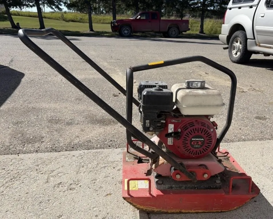 HONDA POWERED PLATE COMPACTOR