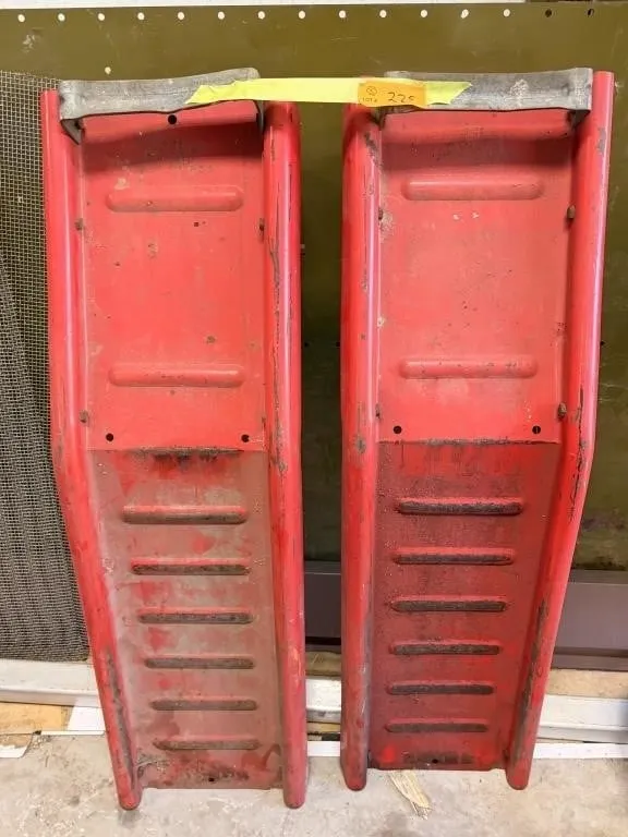 2 Vehicle Ramps