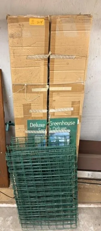 Deluxe Greenhouse