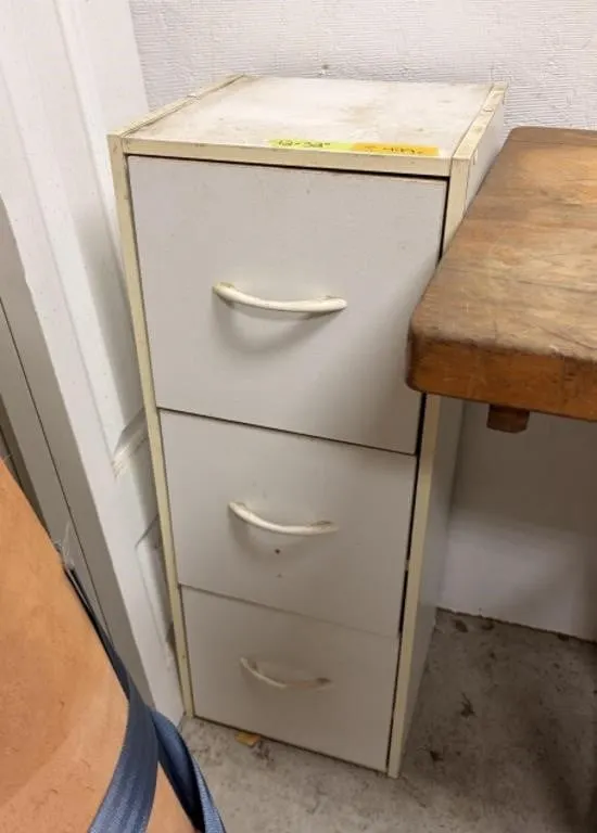 3 Drawer File w/White handles