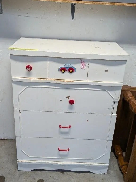 Wooden Dresser 30"x16"x40.5"