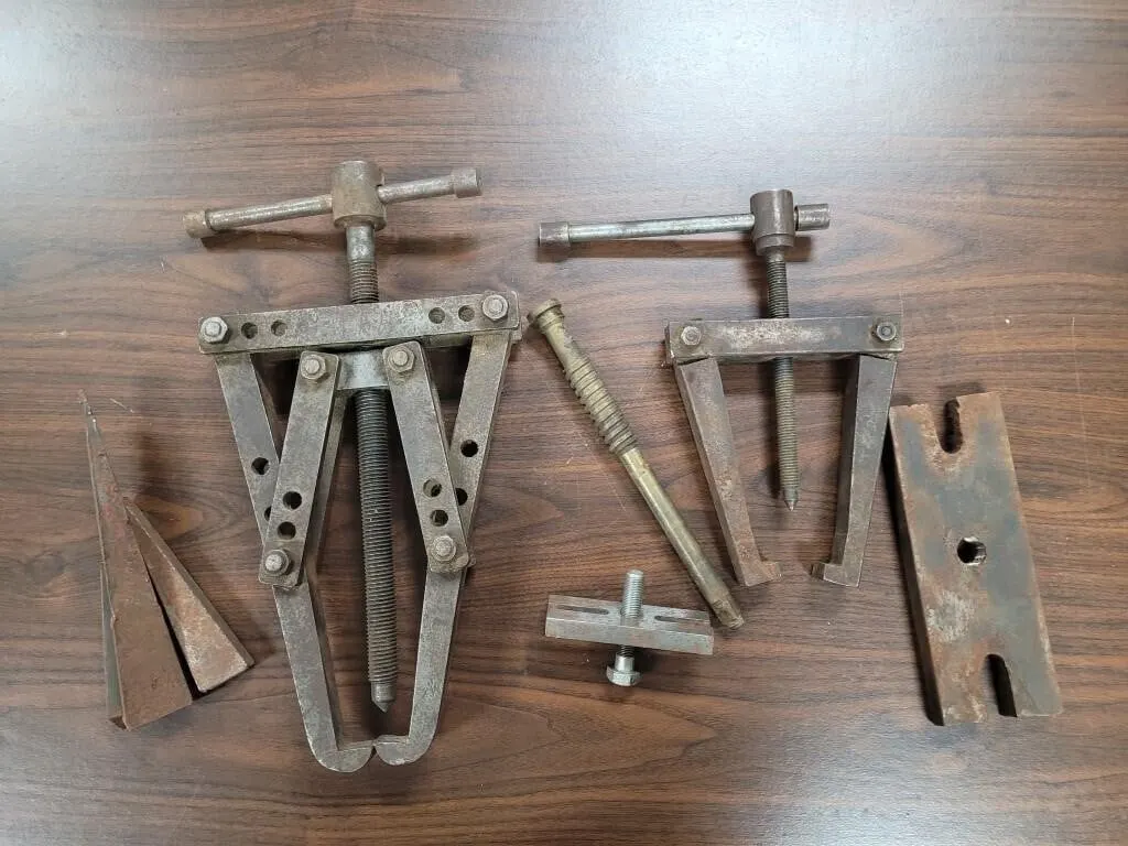 Assorted Pullers