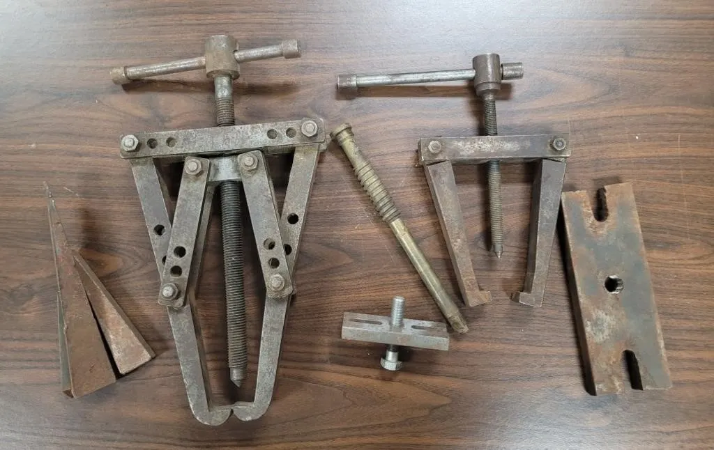 Assorted Pullers