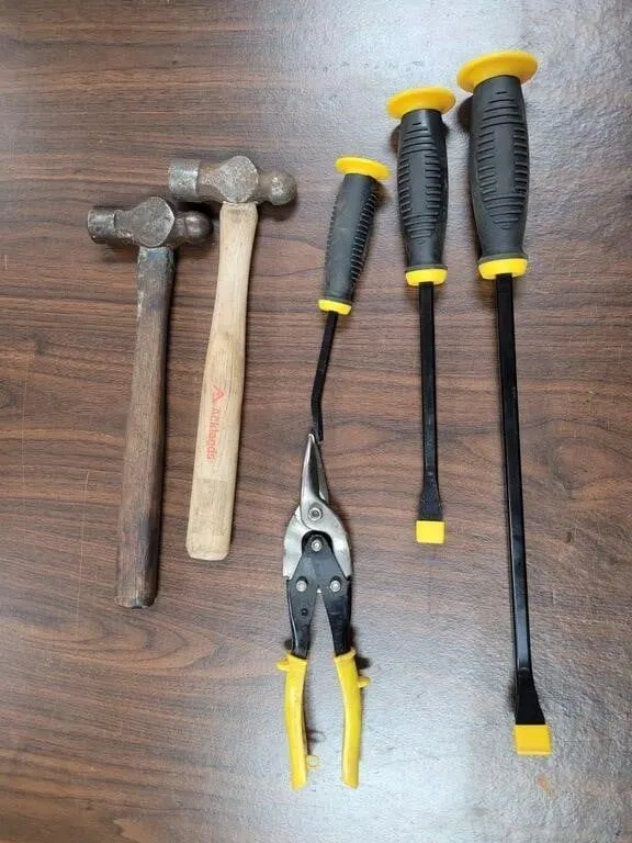 PryBars ,2 Ballpien Hammers , Tin Snips