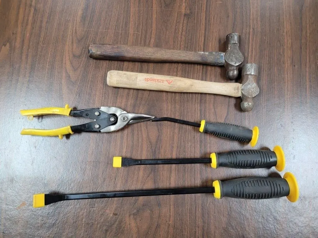 PryBars ,2 Ballpien Hammers , Tin Snips