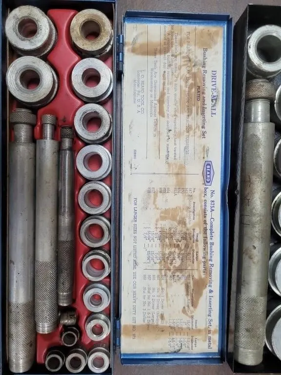 Bluepoint , Beard Bushing Driver Set