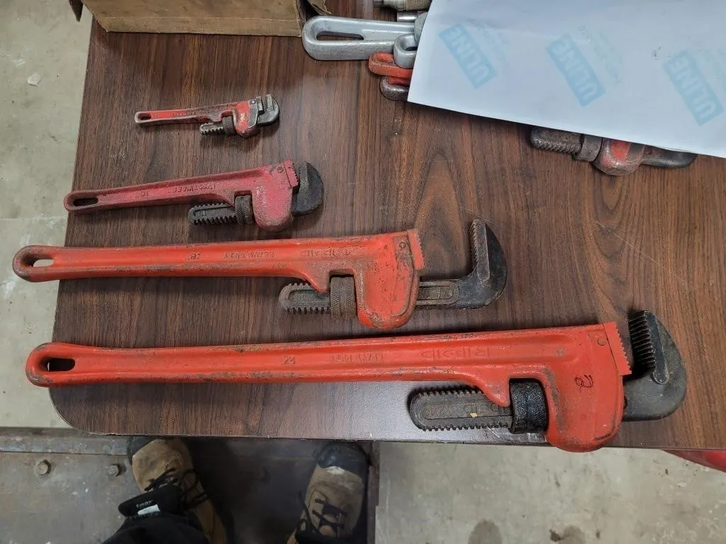 Ridgid And Westward Brand Pipe Wrenches 24" 1