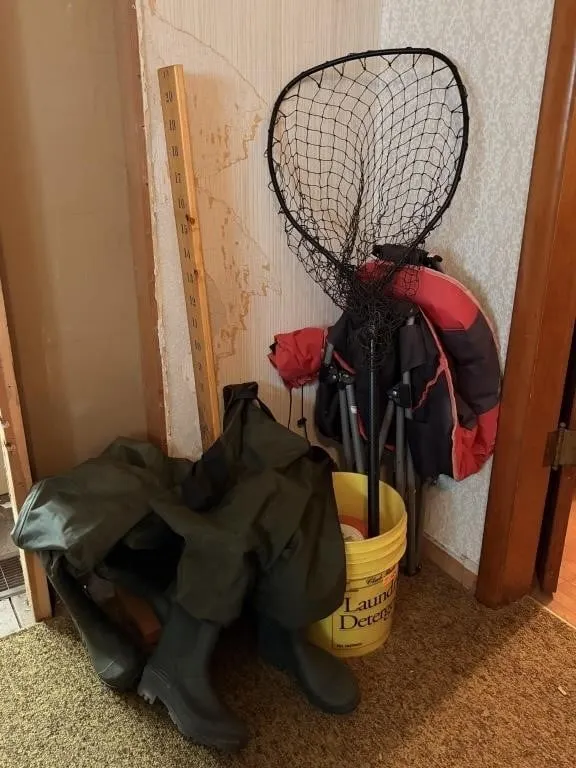 2x Hip Waders (Size 8), Fishing net, and more