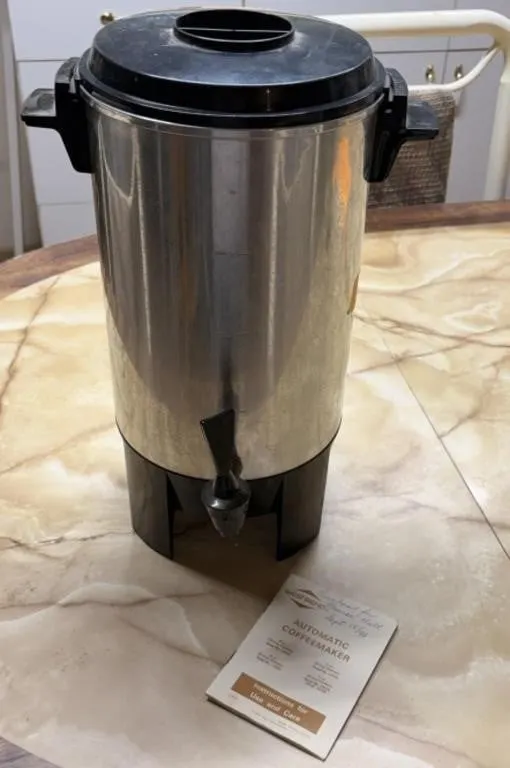 Westbend Automatic 40-100cup Coffee Maker