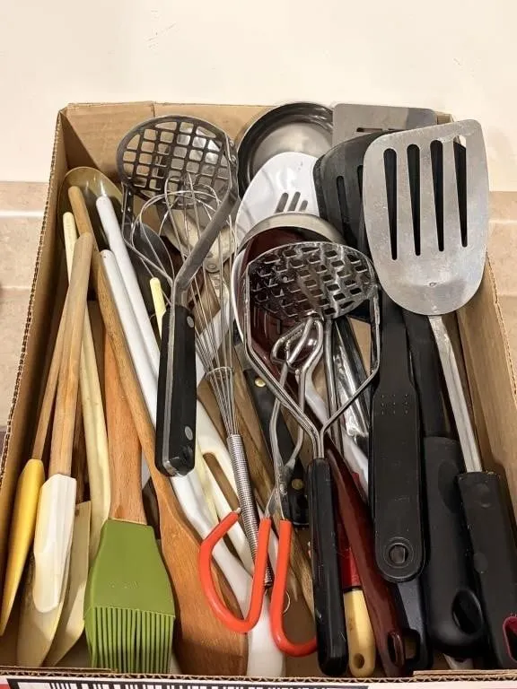 Assorted Cooking utensils