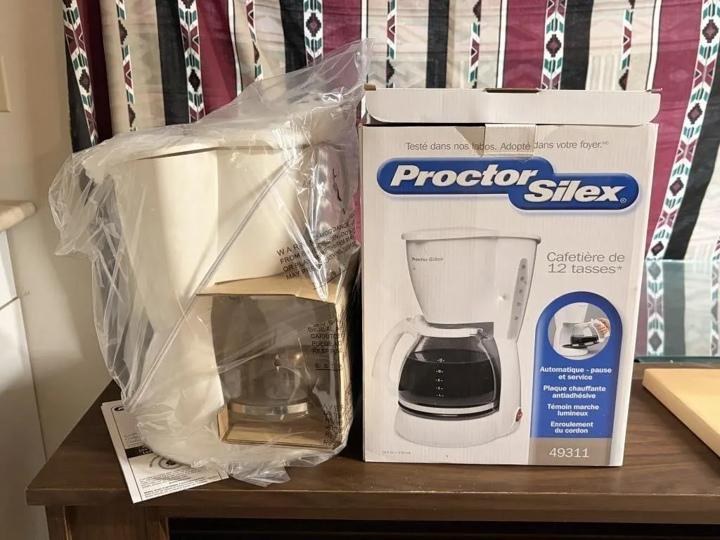 NEW Proctor Silex 12 Cup Coffee Maker
