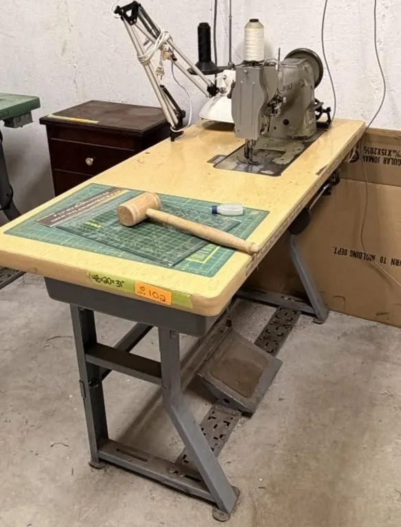 Vintage JUKI 563