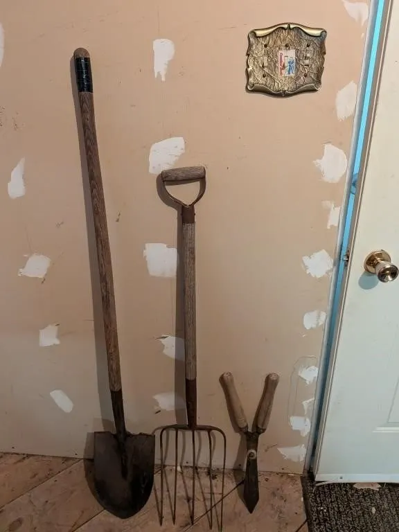 Garden Tools, Shovel, Rake and Clippers