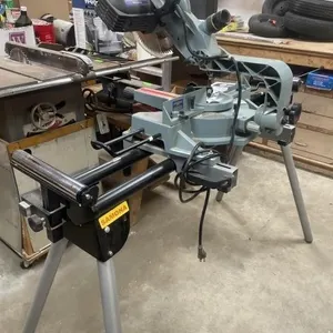 King Canada 10� Sliding Compound Miter Saw with