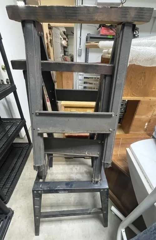 Mastercraft Work Station and a pair of small