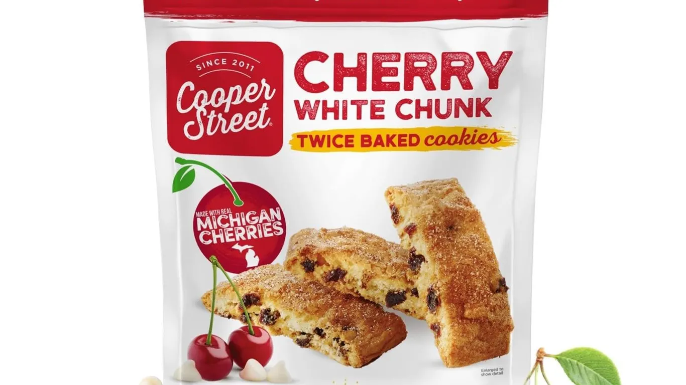 Cooper Street Cherry White Chunk Biscotti 20oz