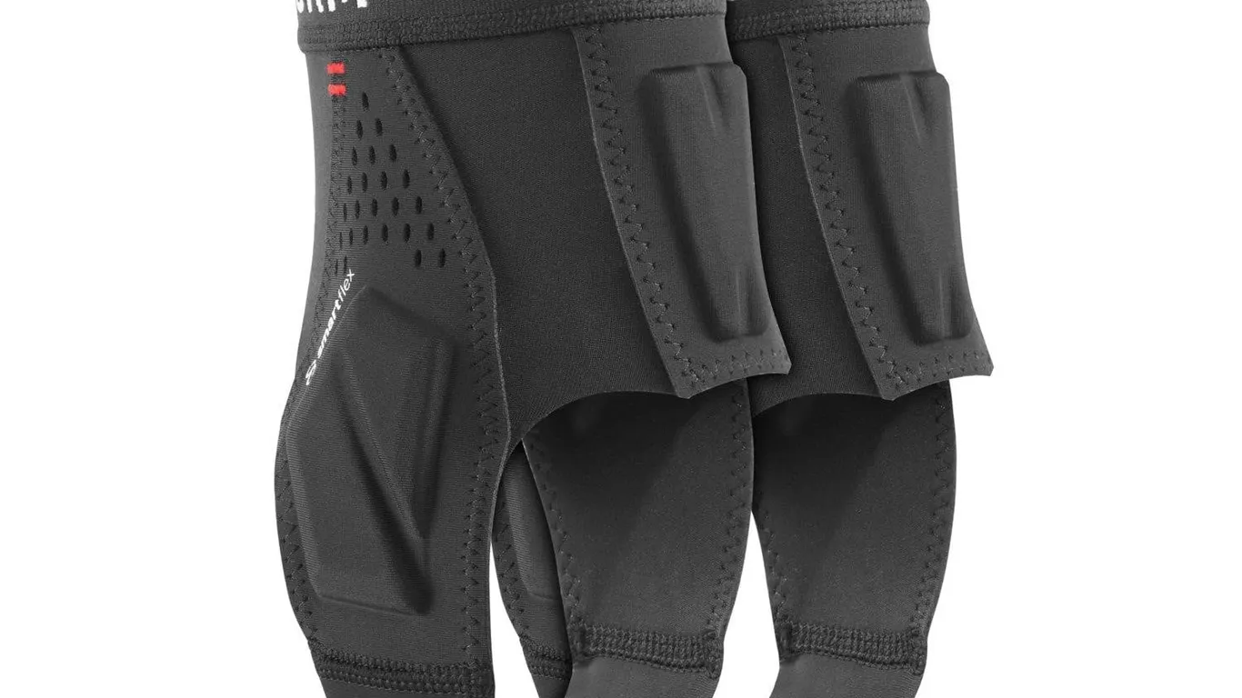 G-Form X4 Ankle Guards Black Youth One Size
