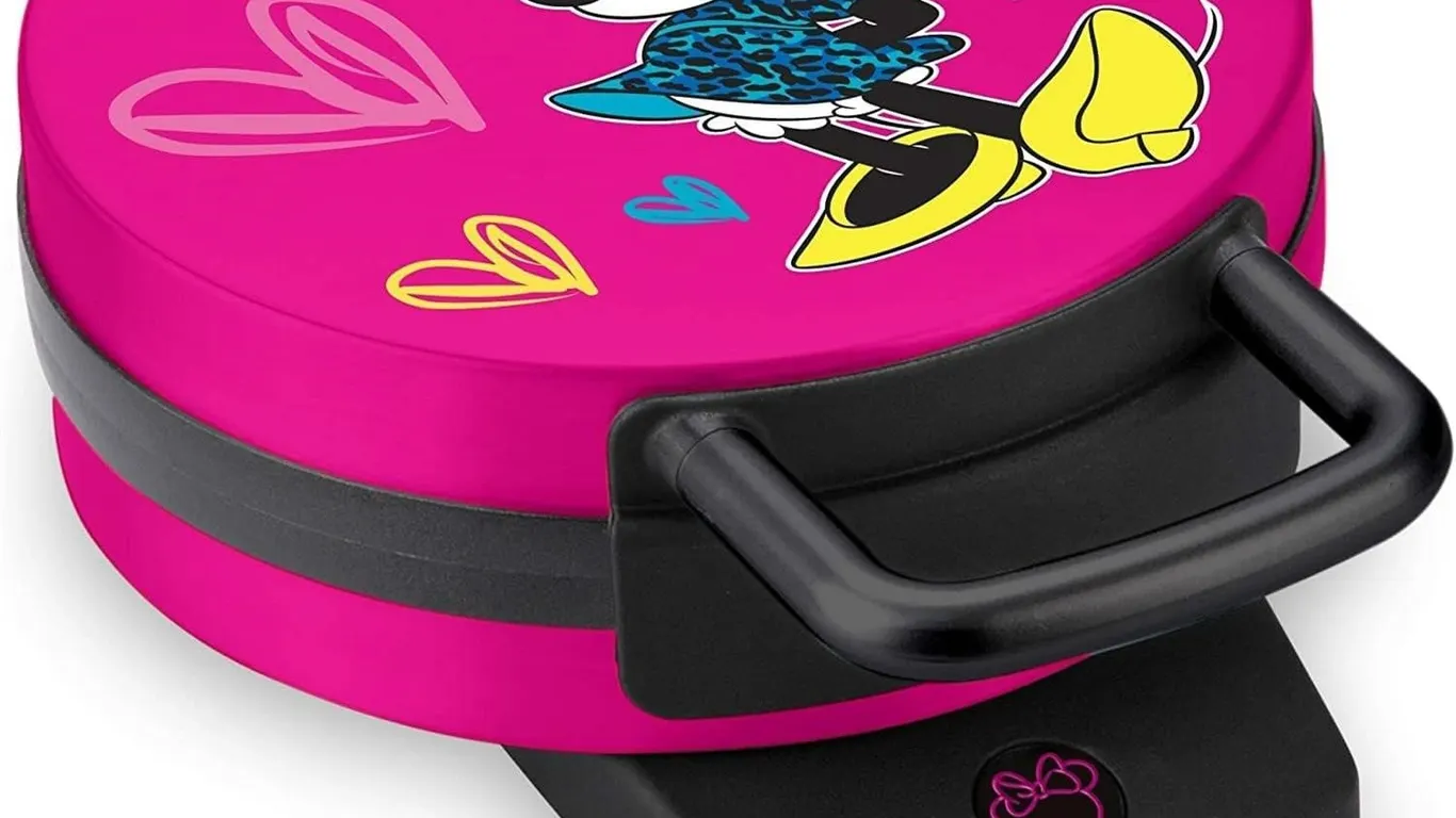 Disney Minnie Mouse 7 Inch Waffle Maker