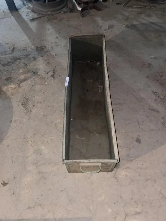 Metal box
