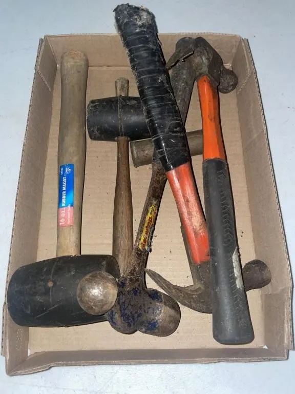 Hammers, mallets