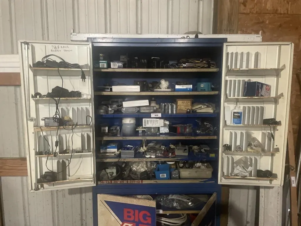 Contents of top cabinet - bring boxes