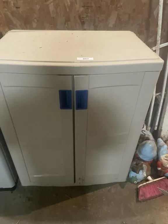 Plastic cabinet