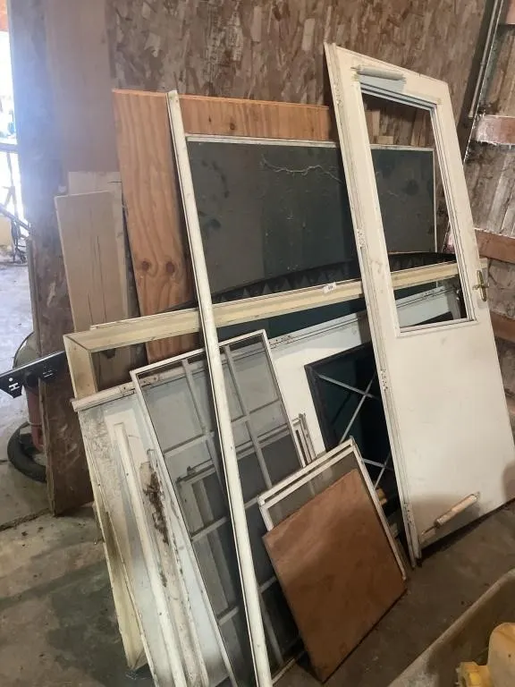 Aluminum door frames, wood, screens