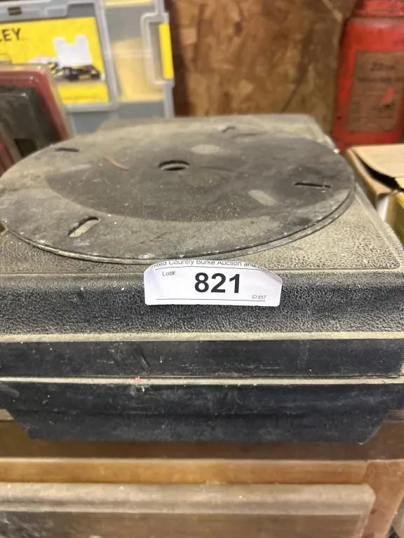 Hole cutting bits and plate plates