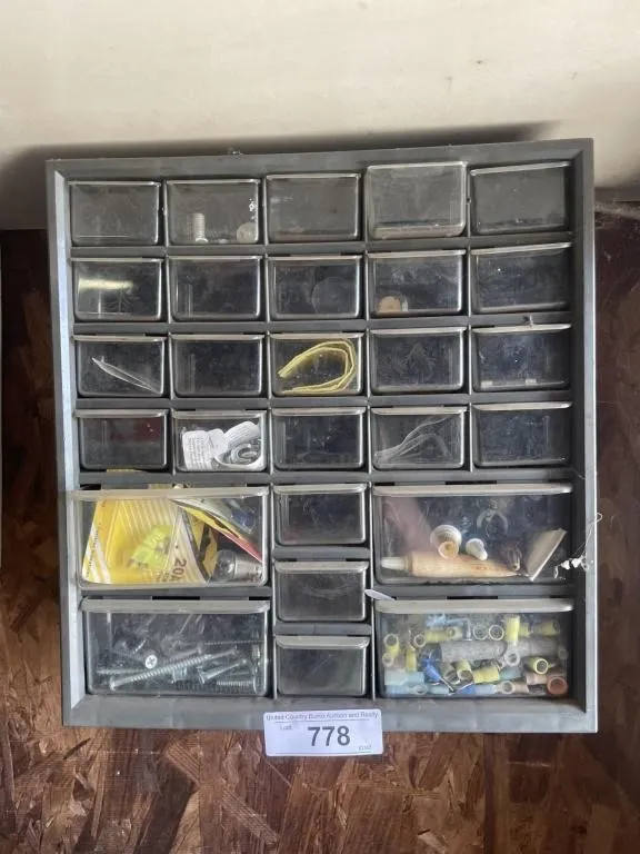 Hardware shelving