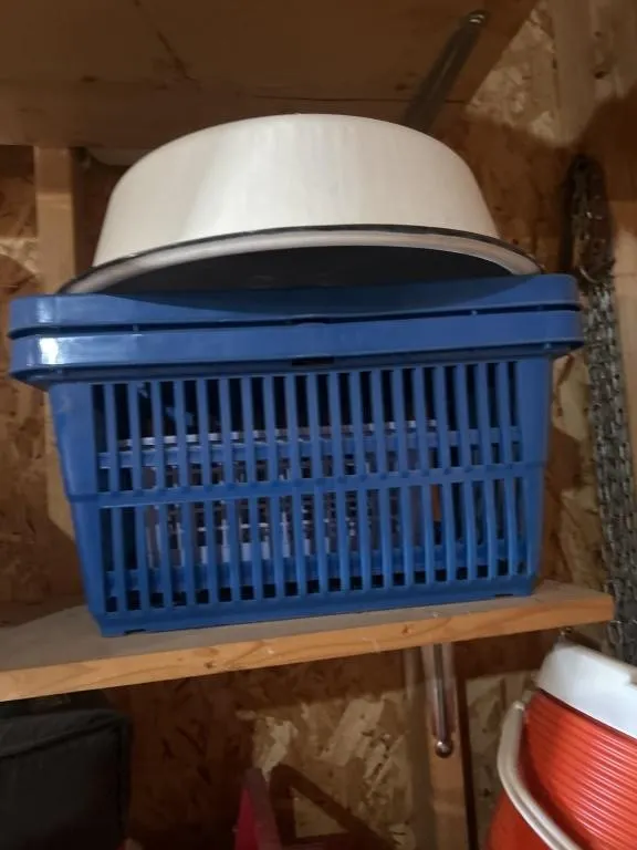 Large Enamel pan and basket