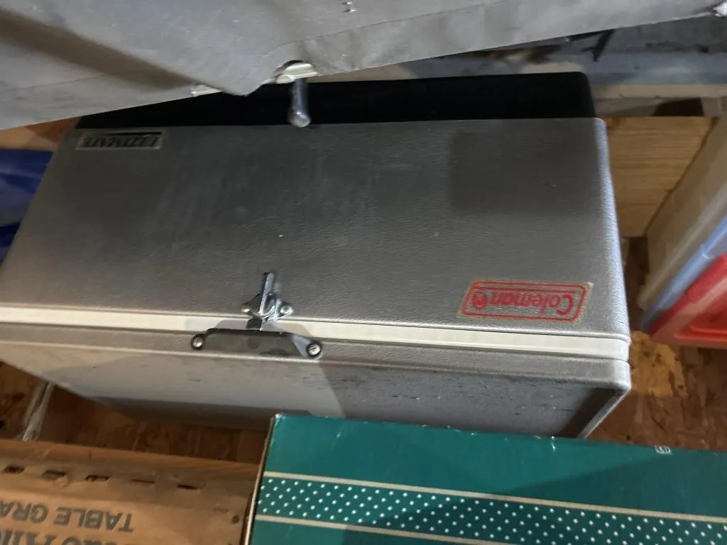 Coleman cooler